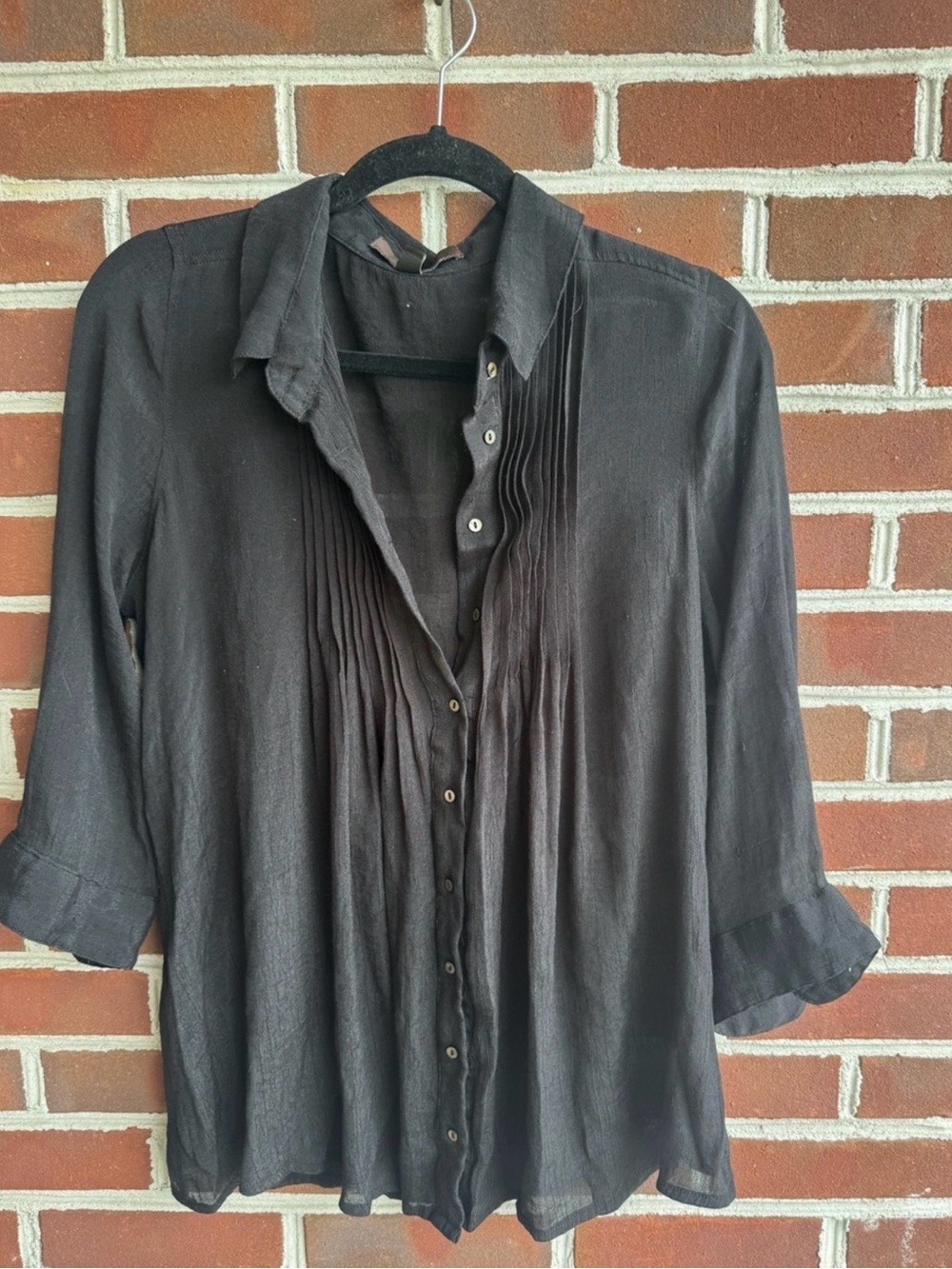 Minimalist Black Pintuck Pleated Button-Down Blouse | Size Large